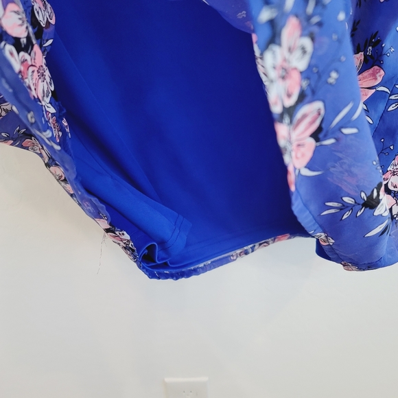💕 Charlotte Russe Cobalt Blue Floral Shift Dress Women's Size Medium - Picture 11 of 13